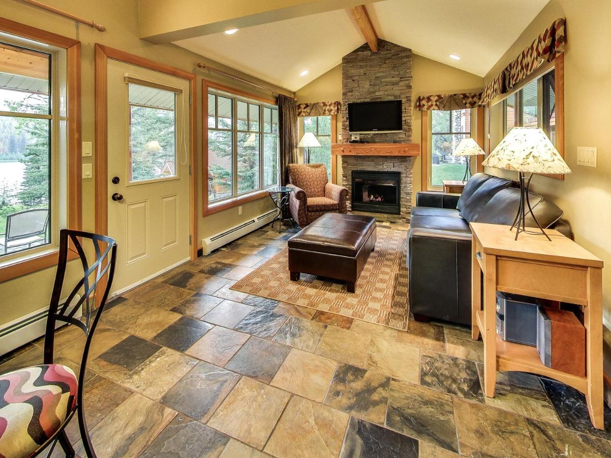 Patricia Lake Bungalows Jasper Luaran gambar