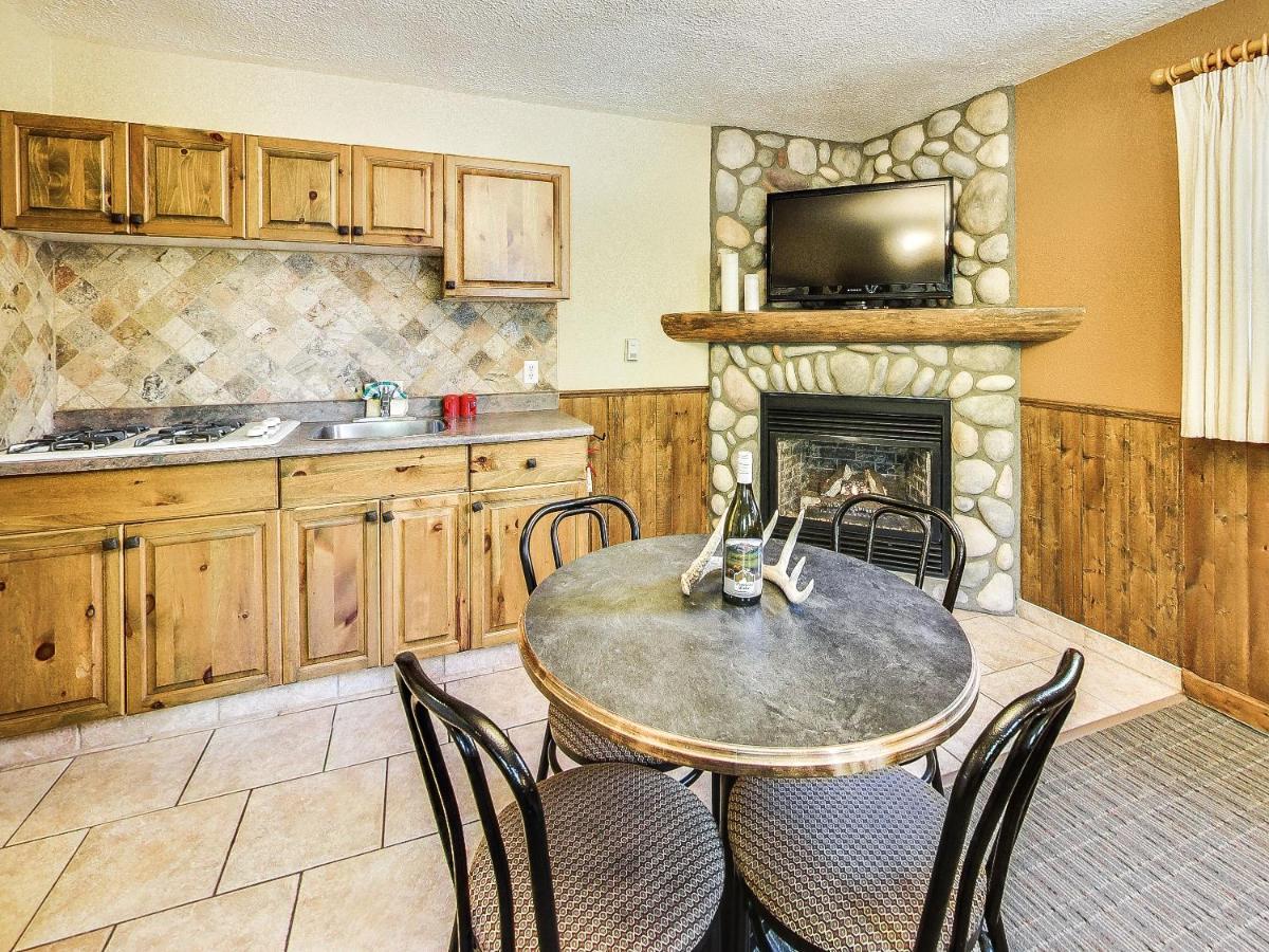 Patricia Lake Bungalows Jasper Luaran gambar